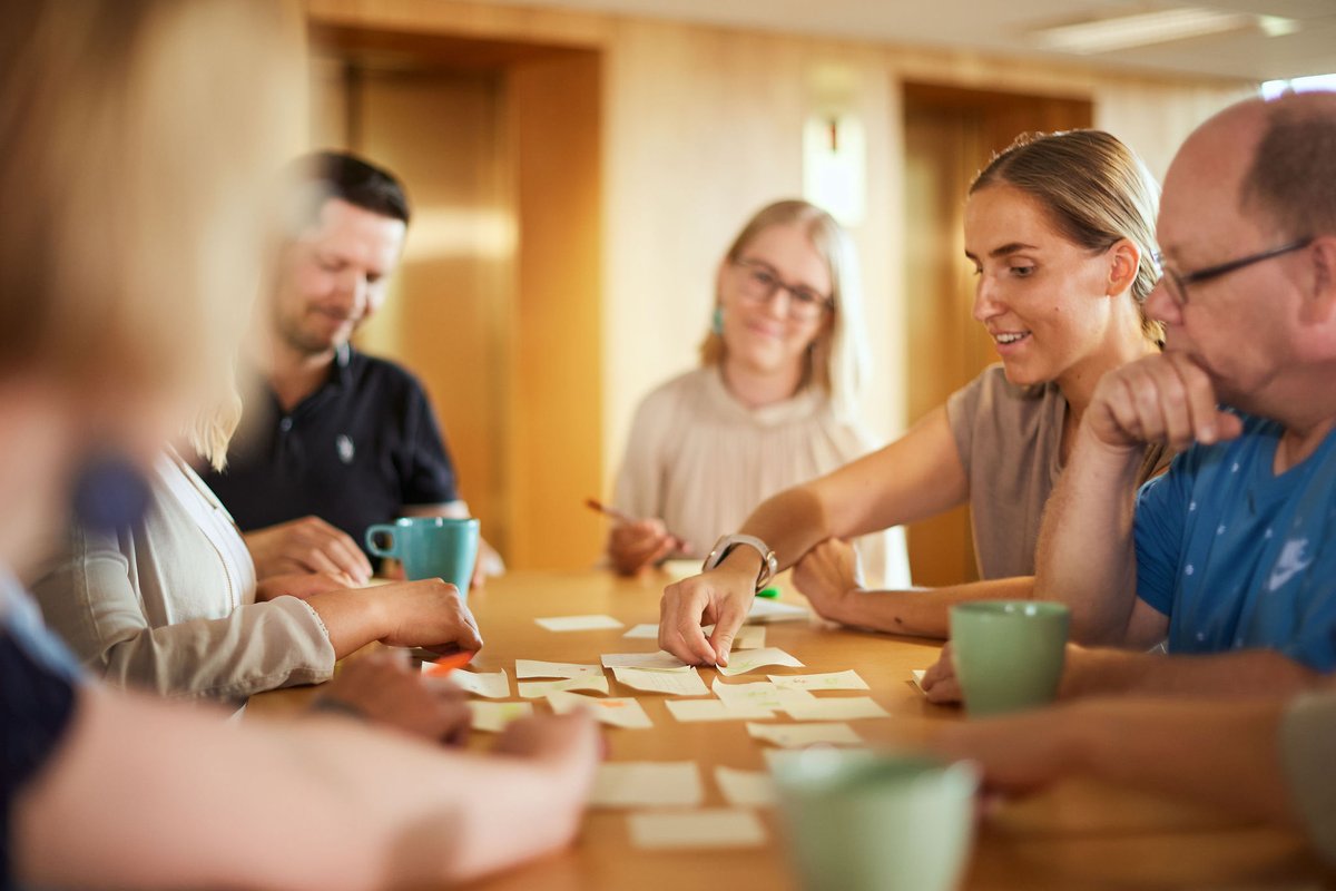 Tervetuloa metatietotyöpajaan 5.2.2025 kello 12-16 Pasilaan. 

Pääset jakamaan ajatuksia, miten metatietoja ylläpidetään metatietopalveluissa ja harvestoidaan rajapintapalvelujen avulla. 

Ilmoittaudu 29.1. mennessä: 
maanmittauslaitos.fi/tapahtumat/met…

#paikkatieto #metatieto <a href="/Maanmittaus/">Maanmittauslaitos</a>