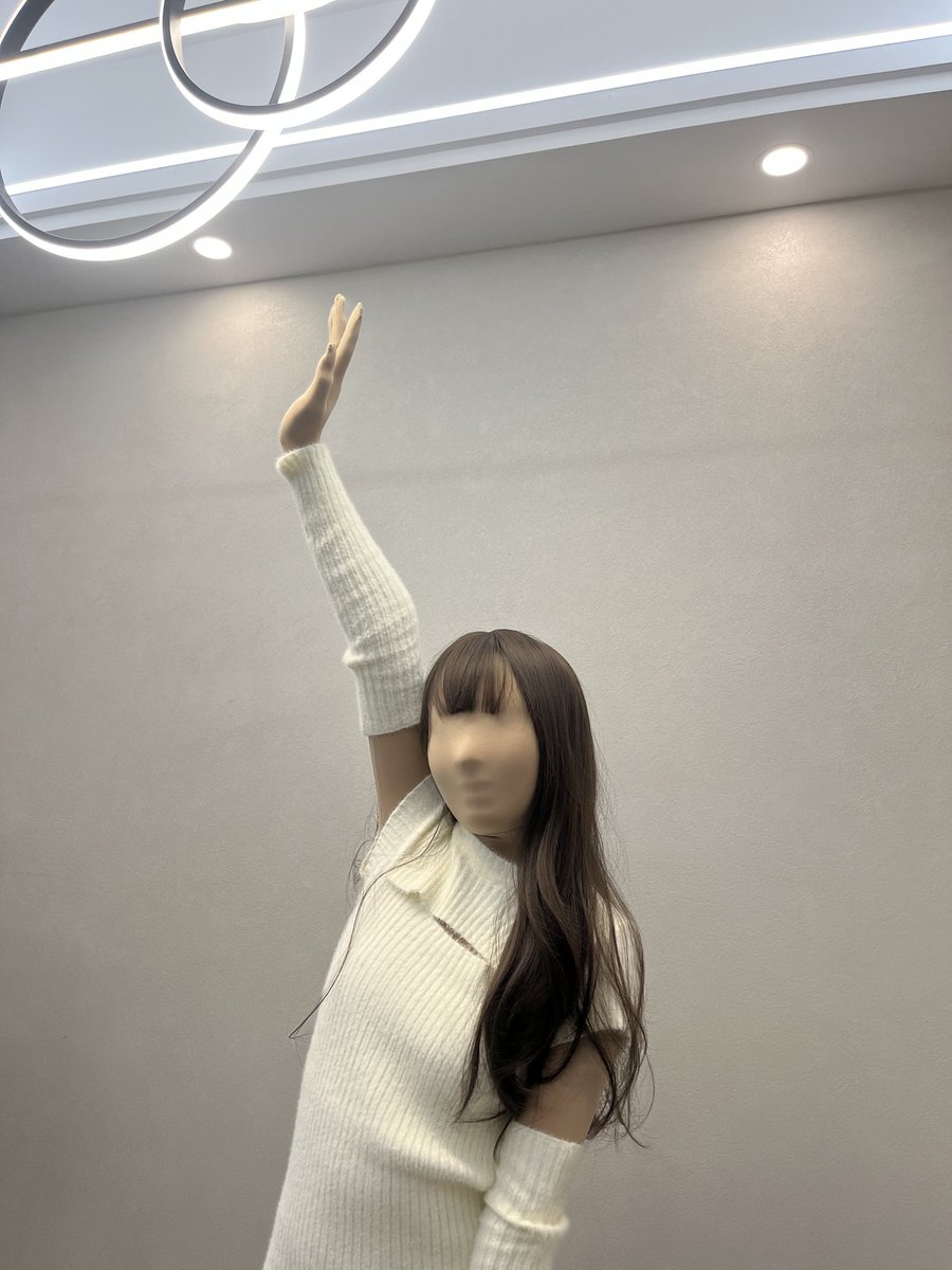 这套睡衣怎么样
今晚给小晓锁zentai里睡觉
#zentai