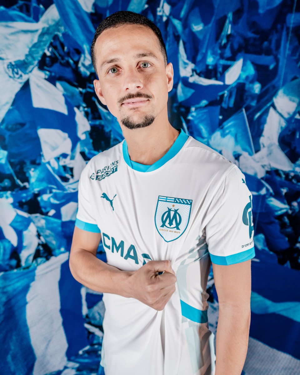 🚨 É CAMISA DO LUIZ FELIPE QUE VOCÊ QUER? 👕

Para comemorar a chegada do nosso xerifão, vamos sortear uma camisa autografada por ele. Para participar:

➡️ Siga o <a href="/OM_Portugues/">Olympique de Marseille 🇧🇷 🇵🇹</a>
➡️ RT e like no post
➡️ Marque um amigo

Resultado dia 16/1. Boa sorte! 🍀