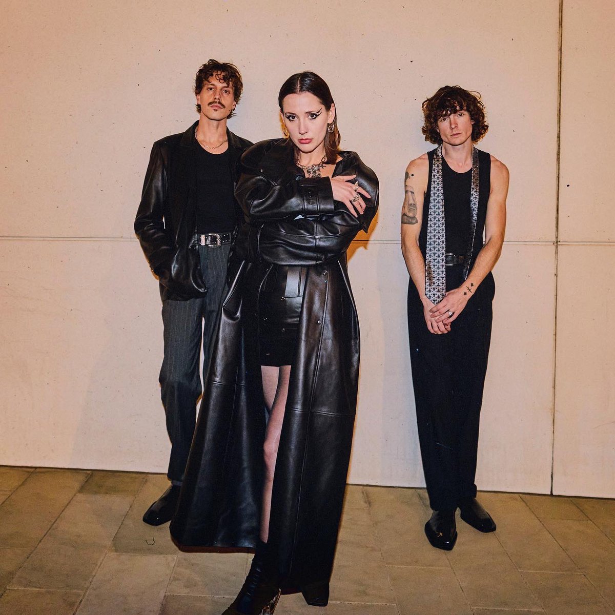 Hi, I wonder what this year will bring……?🤍