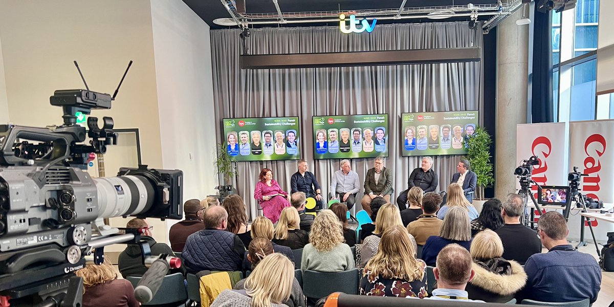 adamantduncan's tweet image. With @BPS_TV at their @nxtgenbps sustainability seminar.  Heck of a panel!  And the @Goat battery solution is actually green. Lots of kit on show from @CanonUKandIE   @Blackmagic_News  @AputureLighting and @Anton_Bauer. And we can help you pay for it.     @adamantean
