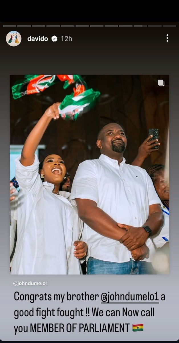 Good one from super star <a href="/davido/">Davido</a> to our MP <a href="/johndumelo/">Farmer John,MP</a> 
👏👍