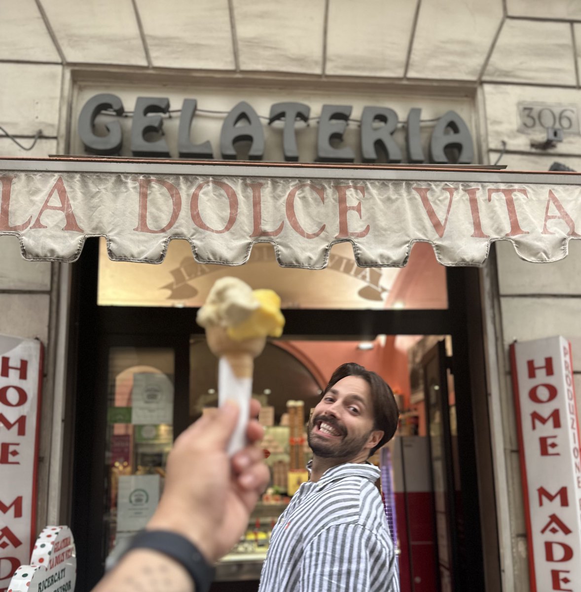 baobei <a href="/new_thitipoom/">Newwiee</a> and P’ <a href="/Tawan_V/">เทย์ทาวาฬ</a> there’s this gelato shop near Colosseum called La Dolce Vita, so yum and delicious🤤 

two days in a row i ate nothing but only there gelatos✌🏻

#Newwiee
#Tawan_V #TayNew #เตนิว

TAYNEW ENJOY IN ITALY
#TayNew1stFMinRome
#JIBDreamFanmeet4