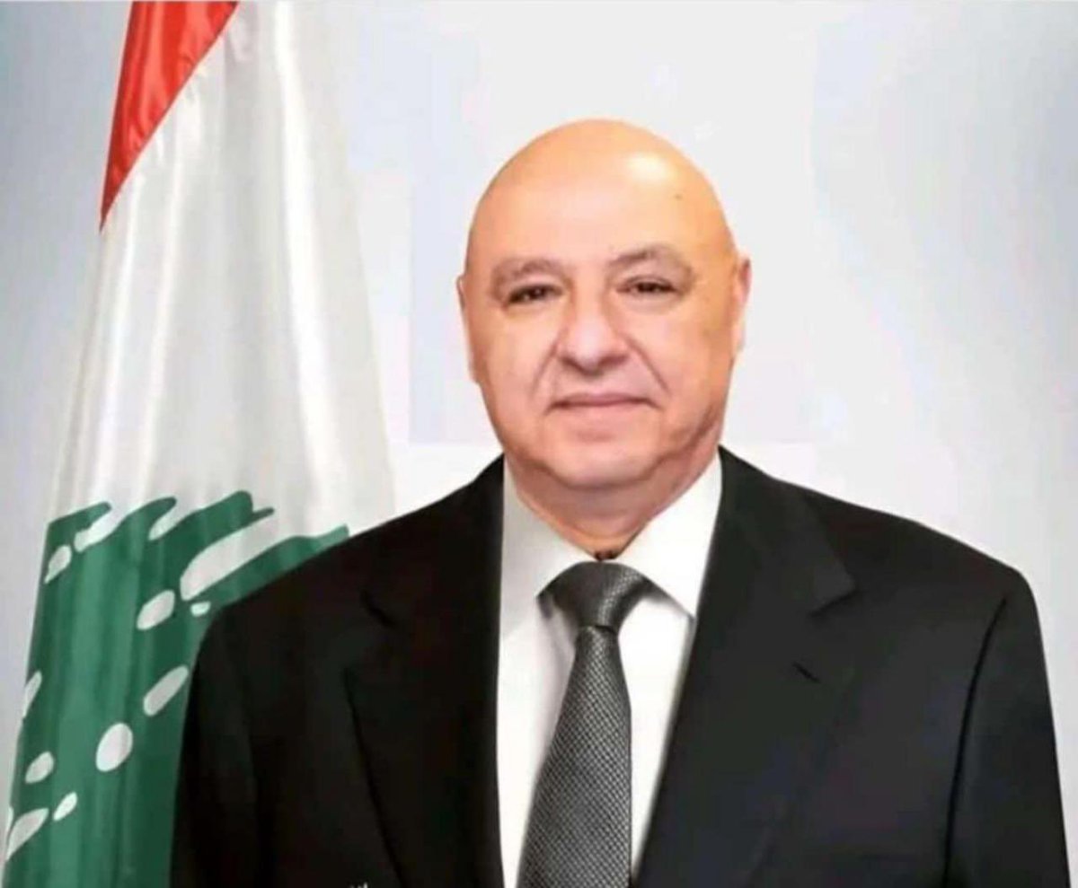 " رسالة تهنئة "
لمناسبة انتخاب العماد جوزاف عون رئيساً للجمهورية اللبنانية،أتقدم من فخامته ومن اللبنانيين كافة بأسمى آيات التهنئة والتبريك سائلا" المولى عزّ وجل أن يُوفقه في قيادة البلاد إلى مستقبل أفضل، وتشكيل حكومة فاعلة لمواجهة التحديات الكبرى التي يمرّ بها وطننا لبنان .