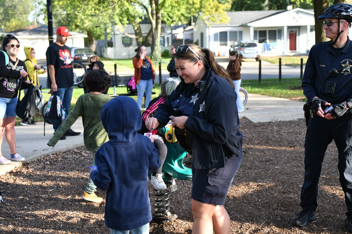 Today (1/9) is National Law Enforcement Appreciation Day. We are grateful to the men and women (and dogs!) of our police department for keeping us safe every hour of every day and  for all the other acts they do every day to serve our community. <a href="/Romeoville_PD/">Romeoville Police</a>