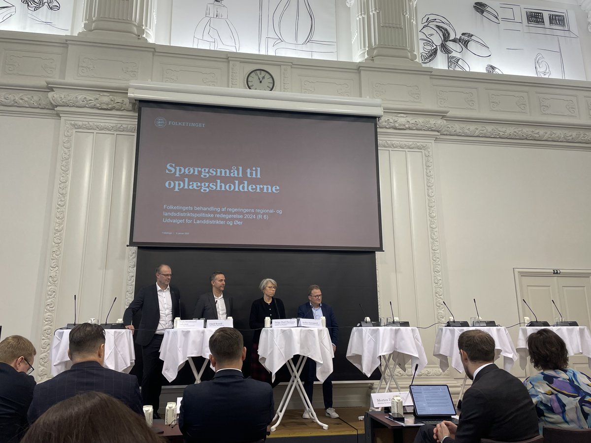 LDFdk's tweet image. @LDFdk deltog i behandlingen af regeringens regional- og landdistriktspolitiske redegørelse 2024.  @Landdistrikter, holdt oplæg med fokus på den grønne omstilling i landdistrikterne – og hvordan vi sikrer, at landdistrikterne bliver vinderne i den omstilling og ikke taberne.