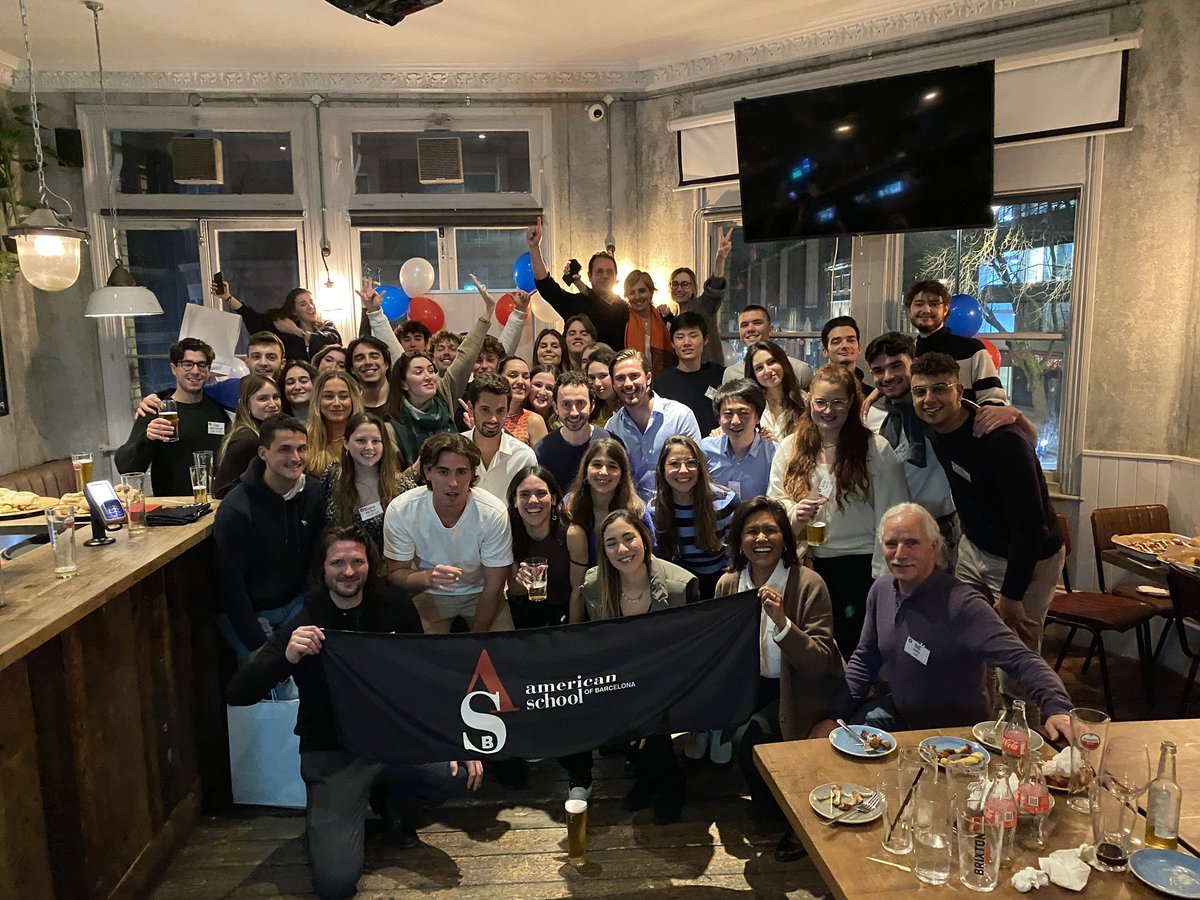 It’s hard to believe it has been 2 years since this incredible night in London, celebrating our wonderful UK-based alumni. 🇬🇧 We’re so excited to be coming back next week to make it happen again! Join us in celebrating what unites us. <a href="/ASBschool/">American School of Barcelona</a> 💙❤️

🔗community.asbarcelona.com/events