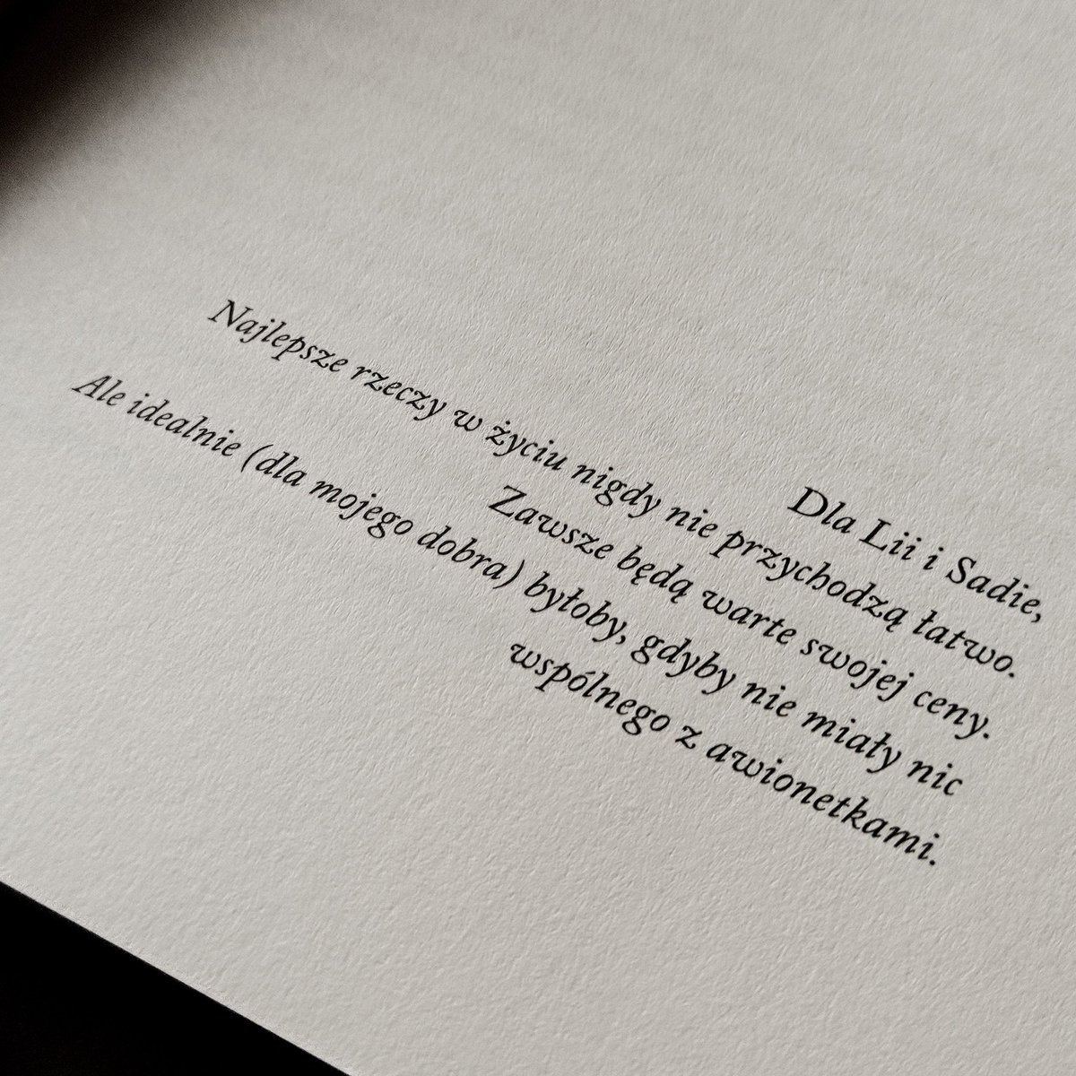 booksonmoon's tweet photo. w składzie tanich książek skusiłam się na #thesimplewild 🫣 https://t.co/1G71867sBE