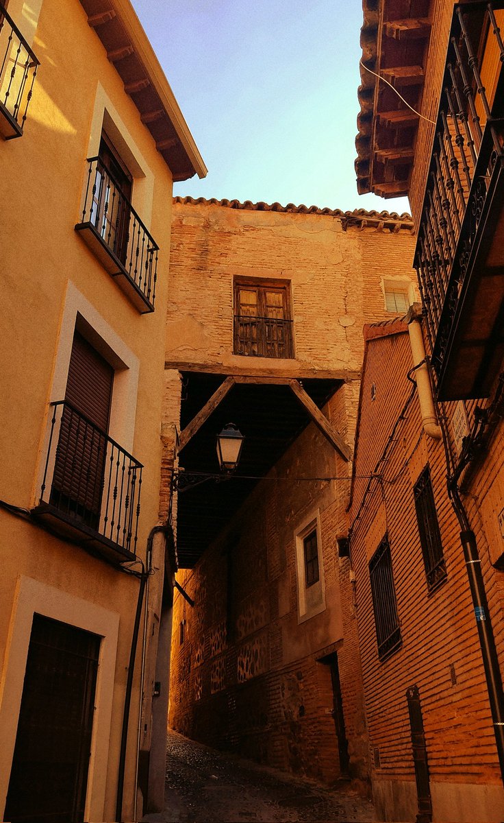 IrinaHirondelle's tweet image. Pues hace un par de meses que estuve explorando por Toledo ...