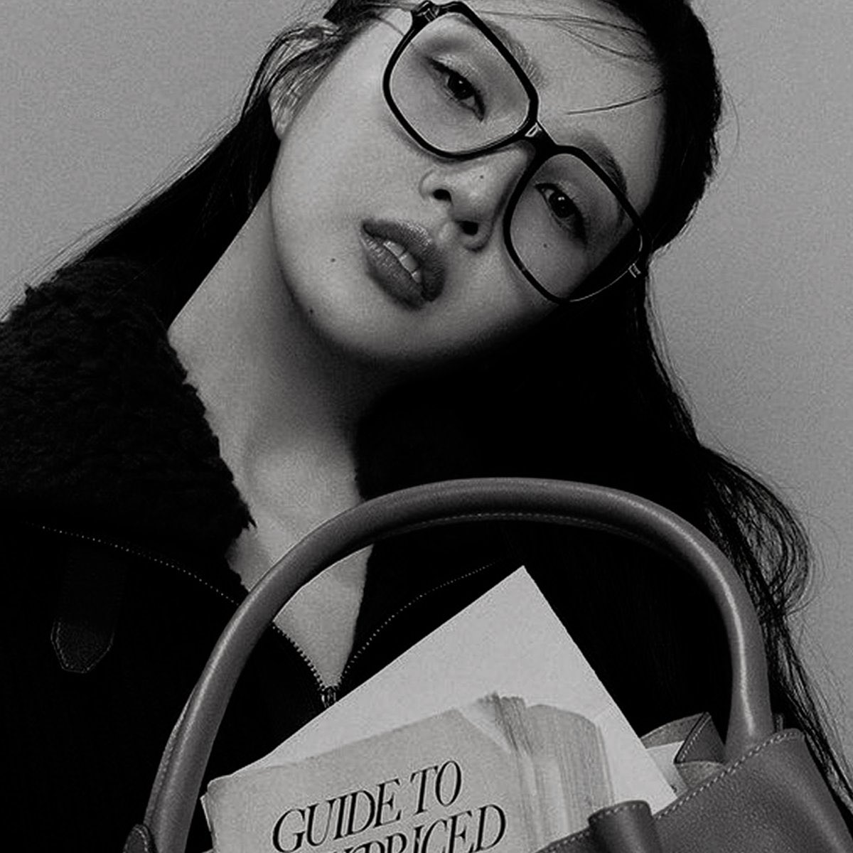 Cherieluover's tweet image. ️️ ️️ 
️️ ️️ 
NADINE MUTIARA, 1996.
Sometimes you could see me on Magazine Cover also Seminar Event—or maybe in the side of the streets around beautiful kids.

How about you?
️️ ️️ 
️️ ️️