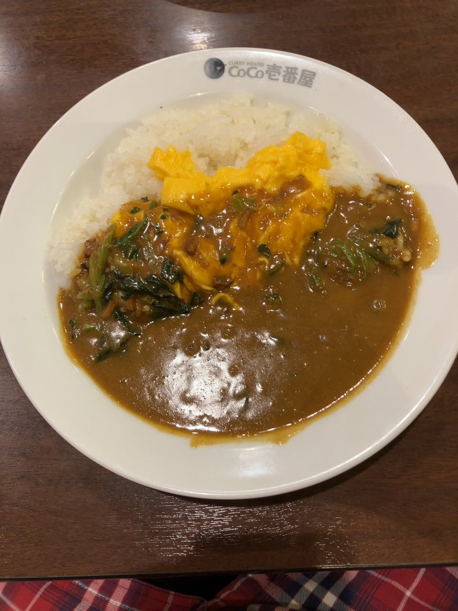 トモ tweet media