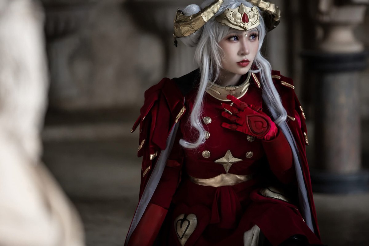 ⚠️Cosplay Photo
Photo by Mihako
#FE3H #edelgard #fireemblemcosplay