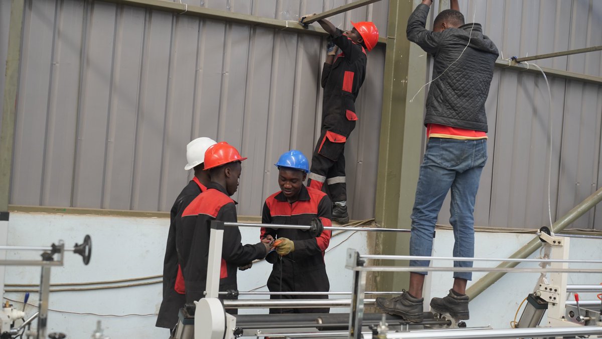 LuyanziT's tweet image. A team of our dedicated instructors from Luyanzi Institute of Technology visited Acacia Foundation to check on the progress of our electrical students during their internship. Proud to see our students applying their skills in real-world settings! #LuyanziInstitute