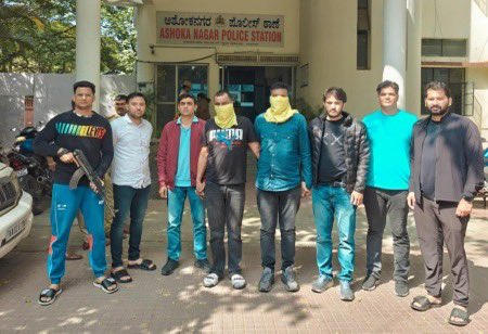 Sahil &amp; Vijay Gahlot,02 sharp shooters of Kapil@Nandu gang, involved in firing incidents at Tilak Nagar &amp; Kakrola, Delhi, arrested by Special Cell (SR) from Bangalore

They were absconding in 05 cases of Delhi &amp; a triple murder case in Panchkula, Haryana
<a href="/LtGovDelhi/">LG Delhi</a> 
<a href="/DelhiPolice/">Delhi Police</a>