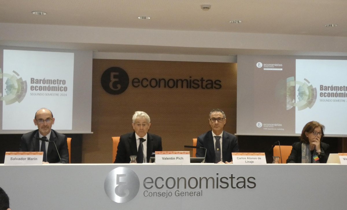Presentación Barómetro económico del CGE. 2º SM de 2024. Valoración de los economistas sobre evolución económica y perspectivas a corto plazo. Con pte. CGE <a href="/PichValenti/">valentí pich rosell</a>, dtor. Serv.Estudios CGE <a href="/SalvaMarinHer/">Salva Marín</a> y pte. EMK-CGE, Carlos Alonso de Linaje
NdP:  shorturl.at/hmeZR