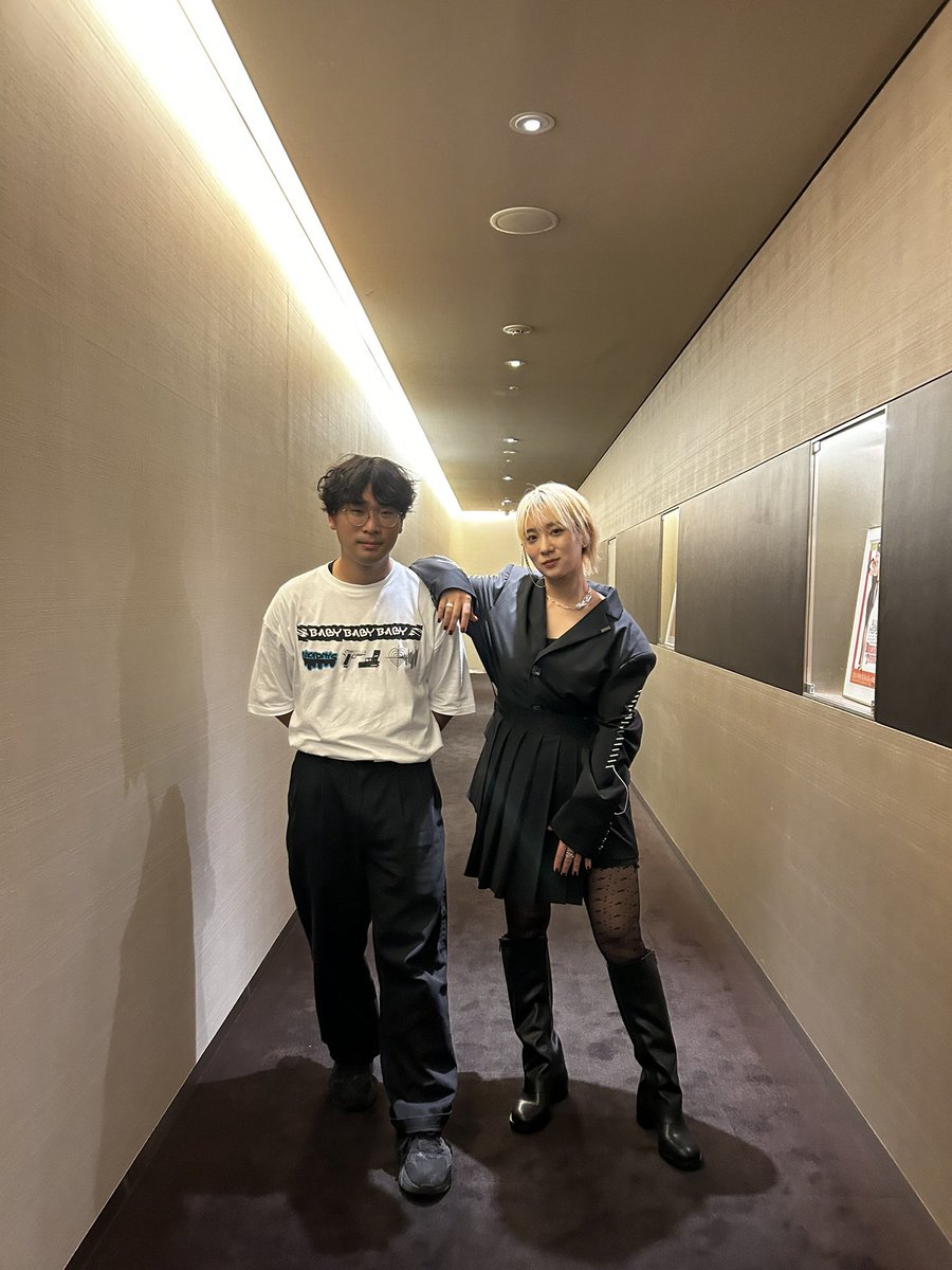 高鳴りのMV見て阪元さんが黄龍の村のオファーしたけどタイミング合わんくて、そっからある用務員決まったって言ってたはずやけど
ということは高鳴りが無かったらシホは伊澤さんじゃない可能性あってベビわるすら無かった可能性があったってこと？
racikuファインプレーすぎん？