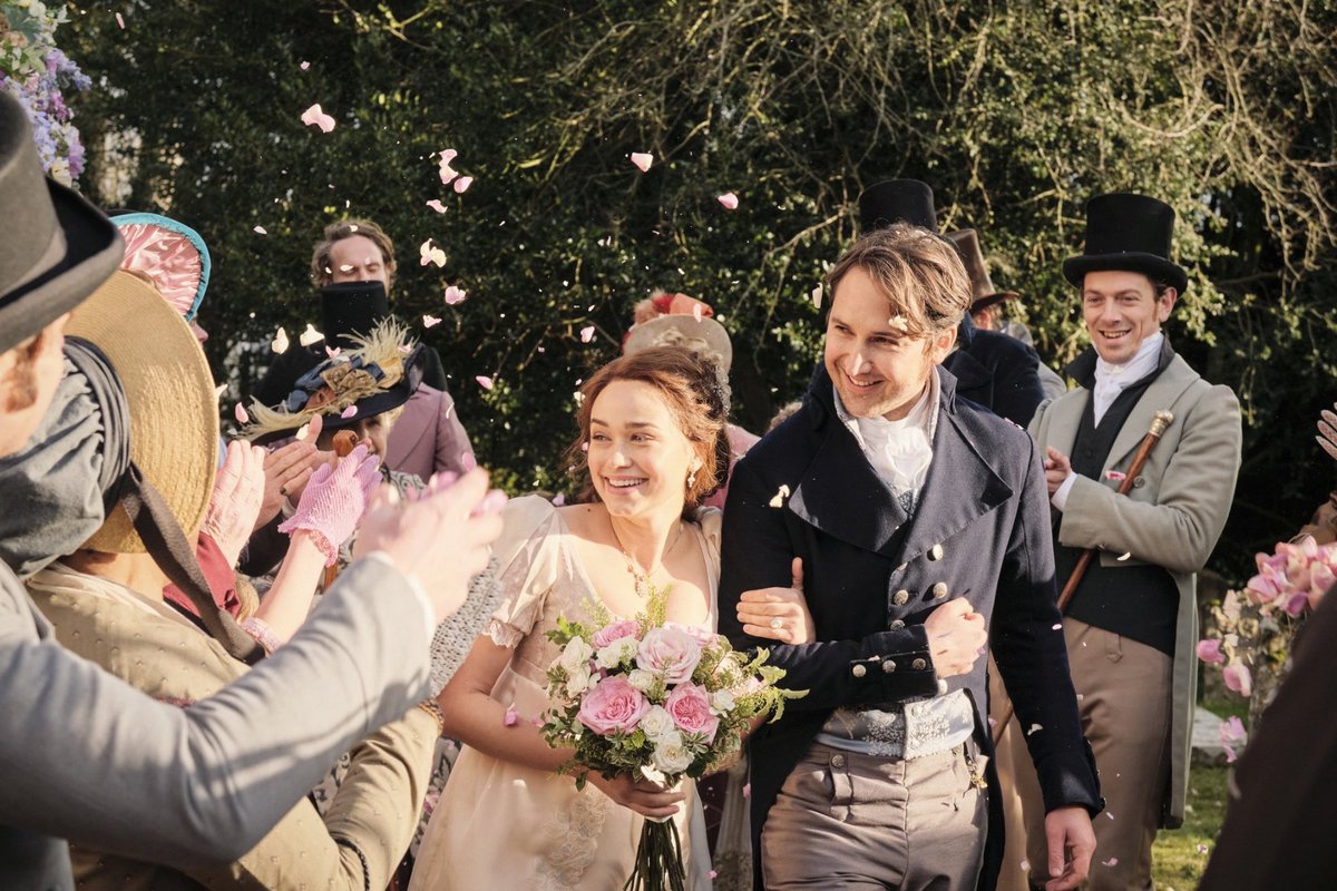 It's January. 
It's cold. 
It's dark.  
It's time for a rewatch of #Sanditon S2 &amp; S3! 

Join your fellow #Benthusiasts each Sunday beginning January 19th at 
1 pm PT - 4 pm ET - 
9 pm GMT).

#BenLloydHughes #MoreBen