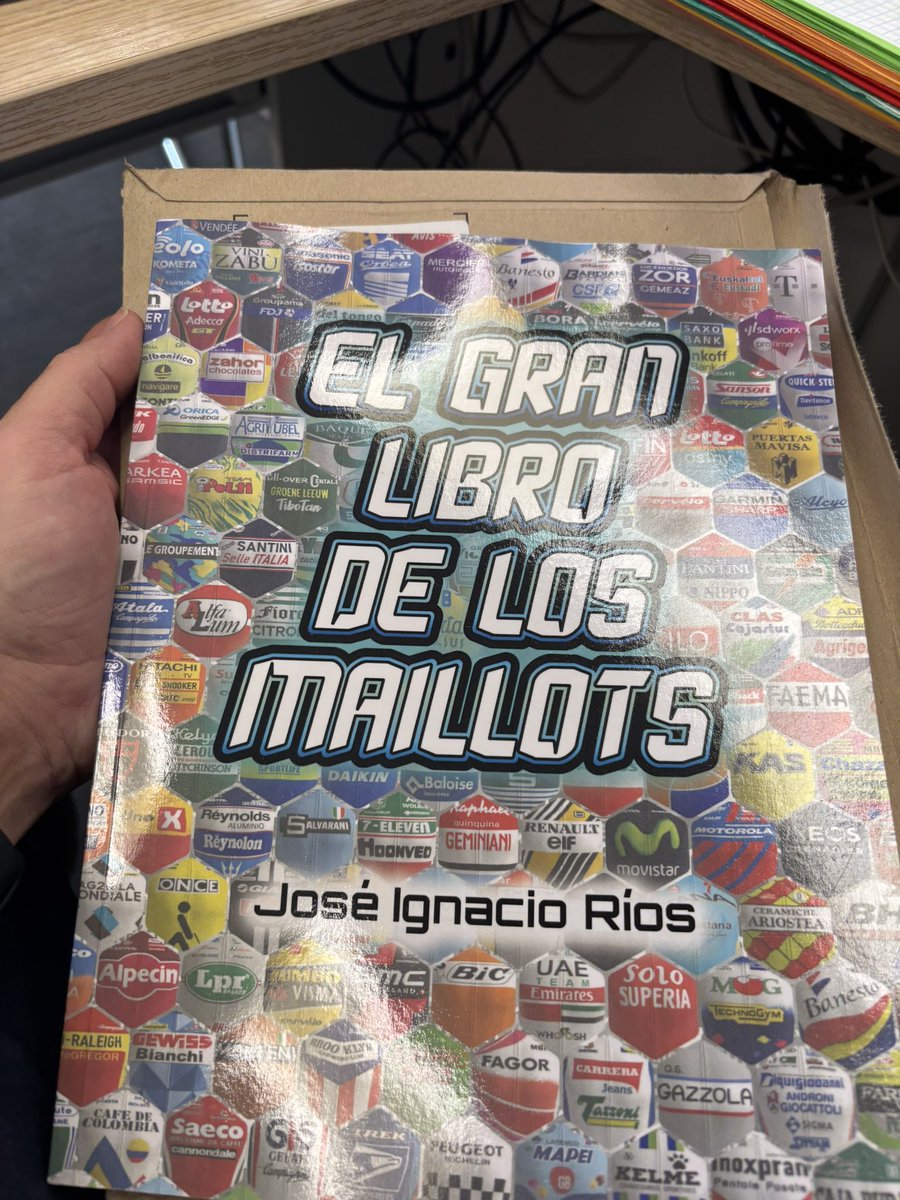 Lo que me ha llegado es una joya @LibroMaillots. Espectacular no, lo siguiente. Enhorabuena amigo.