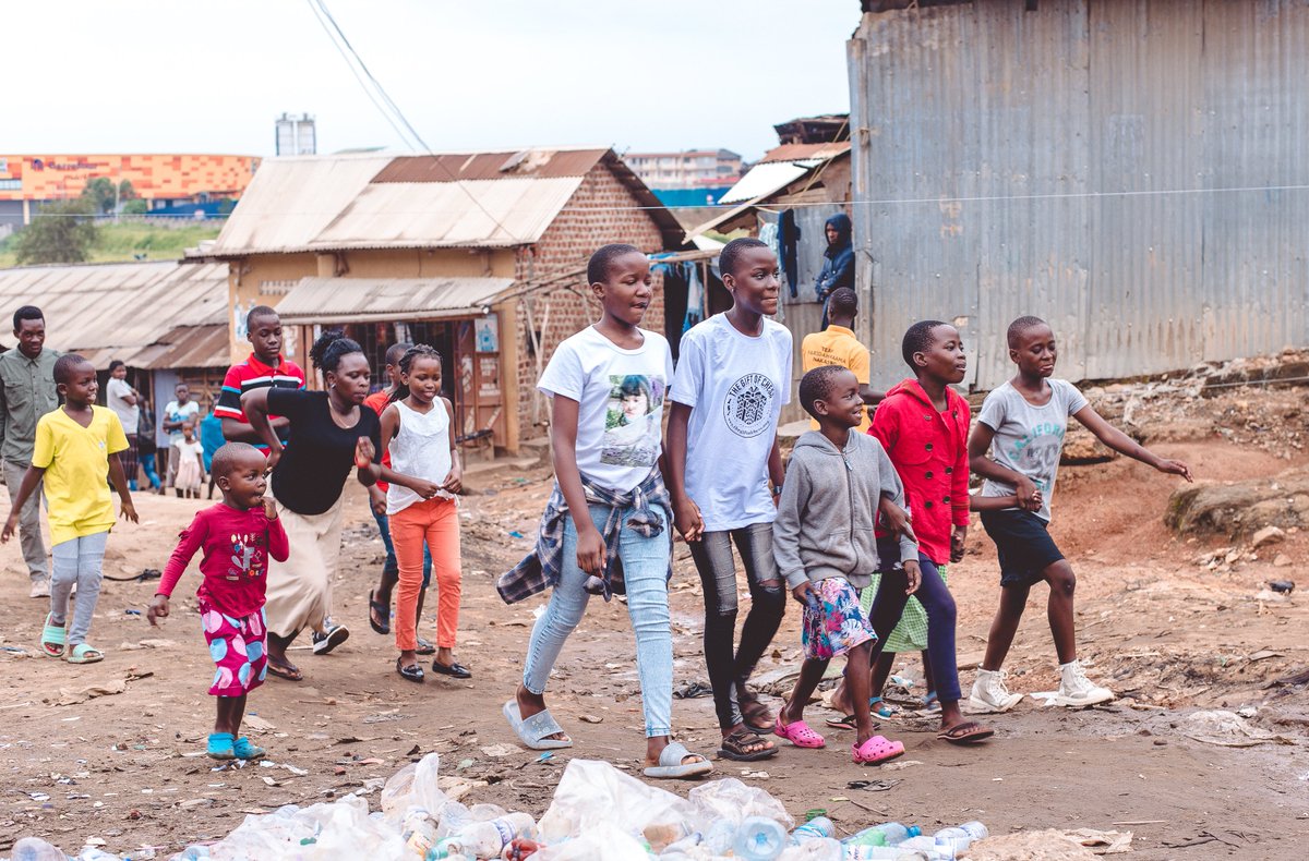 The Day Maria Didn’t Come Back

The morning bell rang across the dusty schoolyard, a sound that usually set the children of Katwe scrambling into their classrooms. But today, something was different. Maria wasn’t there. Lydia noticed first, glancing at the empty seat beside her.