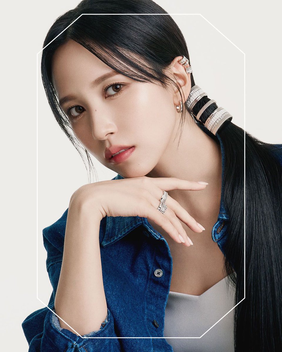 selfietimeid's tweet image. MinSelf ada rekomendasi ide pose tampil elegan ala Mina TWICE nih!

Yuk langsung foto dan cobain pose ala Mina di store Selfie Time terdekat di kota kamu! 🥰

#selfietime #idepose #minatwice