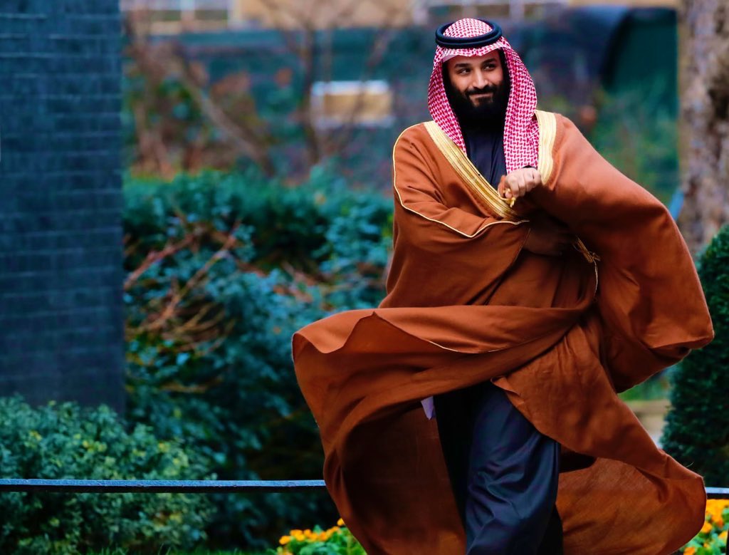 الأمير #محمد_بن_سلمان الشخصية القيادية العربية الأكثر تأثيرا للعام 2024 حسب استطلاع أجرته RT بالعربية يُذكر أن سمو #ولي_العهد مُنح العديد من التصنيفات القيادية البارزة عالمياً وعربياً بعد أن خط اسم المملكة في صدارة صناع القرار عالمياً وإقليميا وإسلامياً بسلسلة متنوعة من النجاحات