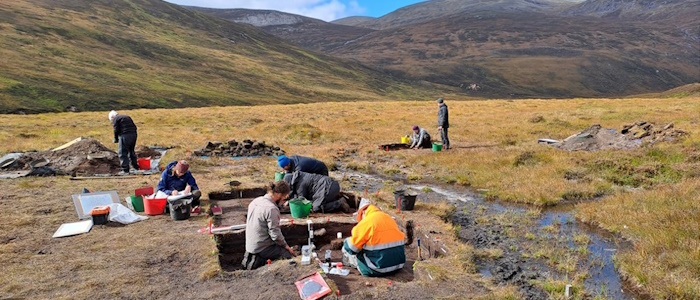 UofG Archaeology (@uofgarchaeo) on Twitter photo 📢Research seminars in Semester 2 (2024/25)
Check our exciting programme of seminars this semester, starting on Wed 15 Jan with our very own <a href="/urbanprehisto/">Kenny Brophy</a>
gla.ac.uk/schools/humani…
#Archaeology 📢Research seminars in Semester 2 (2024/25)
Check our exciting programme of seminars this semester, starting on Wed 15 Jan with our very own <a href="/urbanprehisto/">Kenny Brophy</a>
gla.ac.uk/schools/humani…
#Archaeology