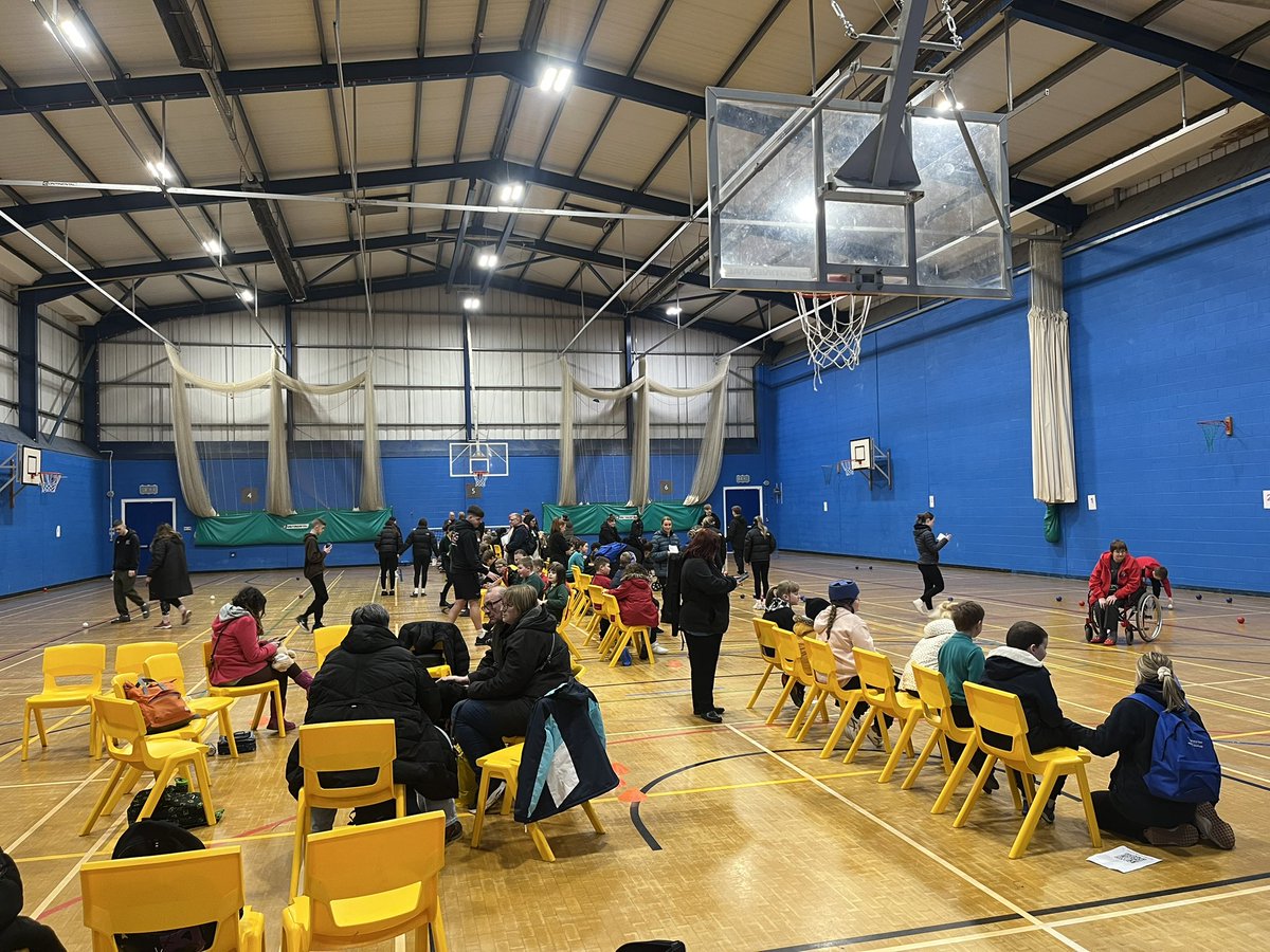 Scarborough Boccia Competition in full swing at @GeorgePindarSchool! Leaders from <a href="/s6f_sport/">S6F Sport & Sport Academy</a> running the show as 19 teams from 7 schools bring the action and excitement. #Boccia #Teamwork <a href="/SDSportsCouncil/">ScarDistSportsCouncil</a> <a href="/Scarboccia/">Scarboccia</a> supported by <a href="/Panathlon/">Panathlon Challenge</a>