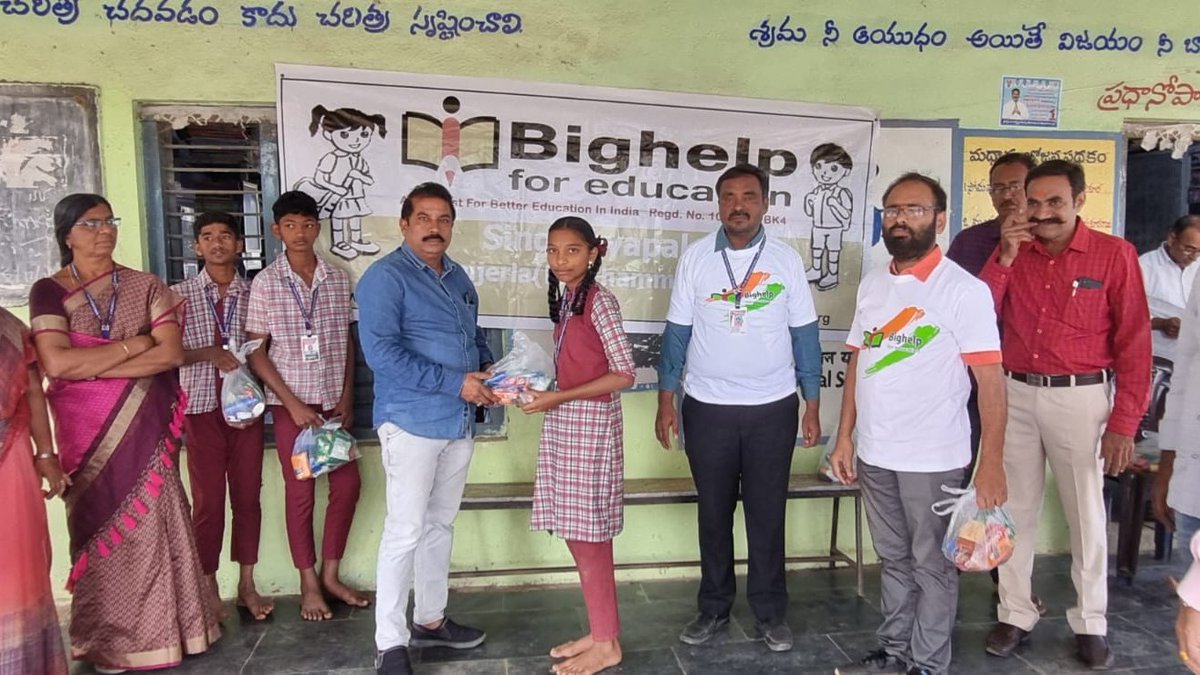 bighelp's tweet photo. #Bighelp For #Education Presented the Maintenance Items tothe students at Z.P.high School, Singarayapalem vill,Konijerla Mdl, khammam Dist of TS on 06th January 2025 as part of the #Sponsor-A-Child program.
More details
Our Website: https://t.co/qxYnAkfq7G https://t.co/6zQnAnAUK5