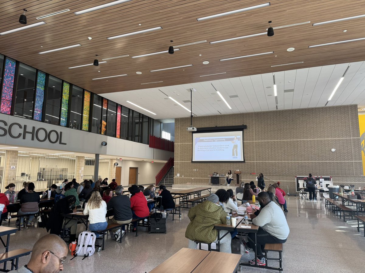 Monique Pendola tweet media