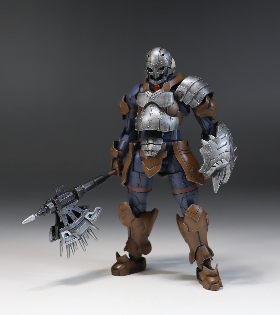 【Hagen (ハーゲン)】 
ジョブ：ファイター (Class Ⅰ)  
エレメント：地
所属：無
屈強な老戦士。
ハゲしい戦闘スタイルは衰えを感じさせない。
#30MF
#30MF冒険者名簿