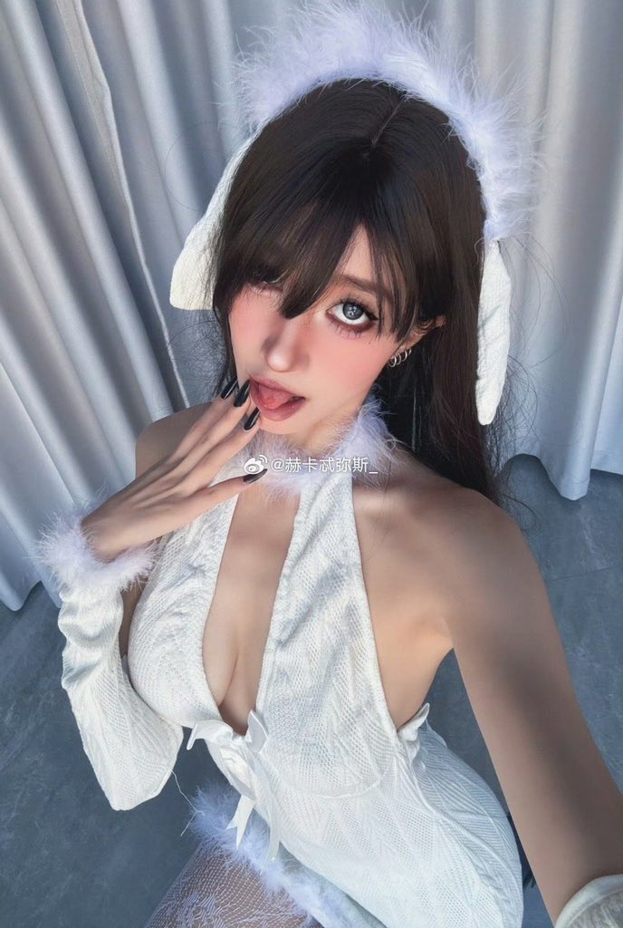 今日份小白狗～ https://t.co/PgYovTDETy