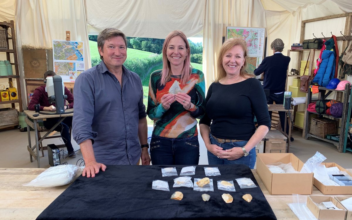 UCL Archaeology South-East (@archsoutheast) on Twitter photo TONIGHT! Catch ASE on #DiggingforBritain, BBC2 at 8pm!
Join us hunting Neanderthal archaeology in Jersey, funded by the brilliant <a href="/JerseyHeritage/">Jersey Heritage</a>. Star finds are discussed in the finds tent with Prof Alice Roberts.
ASE’s <a href="/MatthewPope/">Dr Matt Pope</a> will be watching live and answering your Qs! TONIGHT! Catch ASE on #DiggingforBritain, BBC2 at 8pm!
Join us hunting Neanderthal archaeology in Jersey, funded by the brilliant <a href="/JerseyHeritage/">Jersey Heritage</a>. Star finds are discussed in the finds tent with Prof Alice Roberts.
ASE’s <a href="/MatthewPope/">Dr Matt Pope</a> will be watching live and answering your Qs!