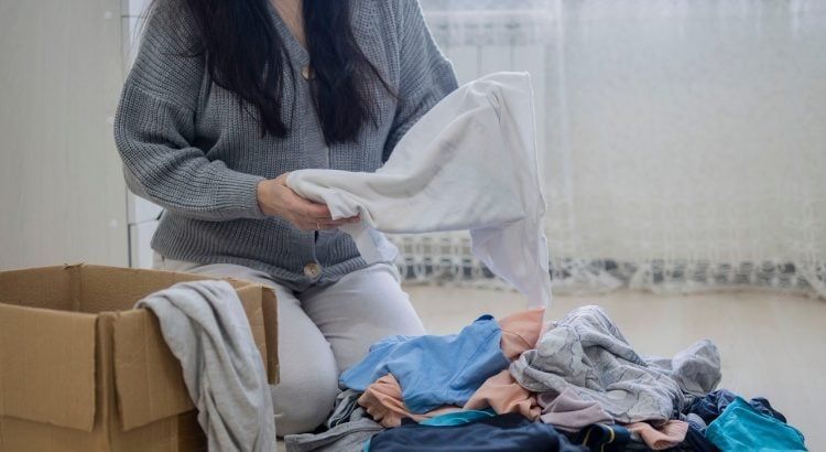 vbaralle's tweet photo. Depuis le 1ᵉʳ janvier, jeter des vêtements à la poubelle est interdit : voici où les déposer ou les jeter sans risquer une amende
https://t.co/QLGZd7gbqm
#Dechets #Poubelle #Ressourcerie #ESS #TLC #Textile #Vetements #Chaussures #Amende #REP #Economie #Seco,deMain #SecondeVie https://t.co/XVtwDNT0J5