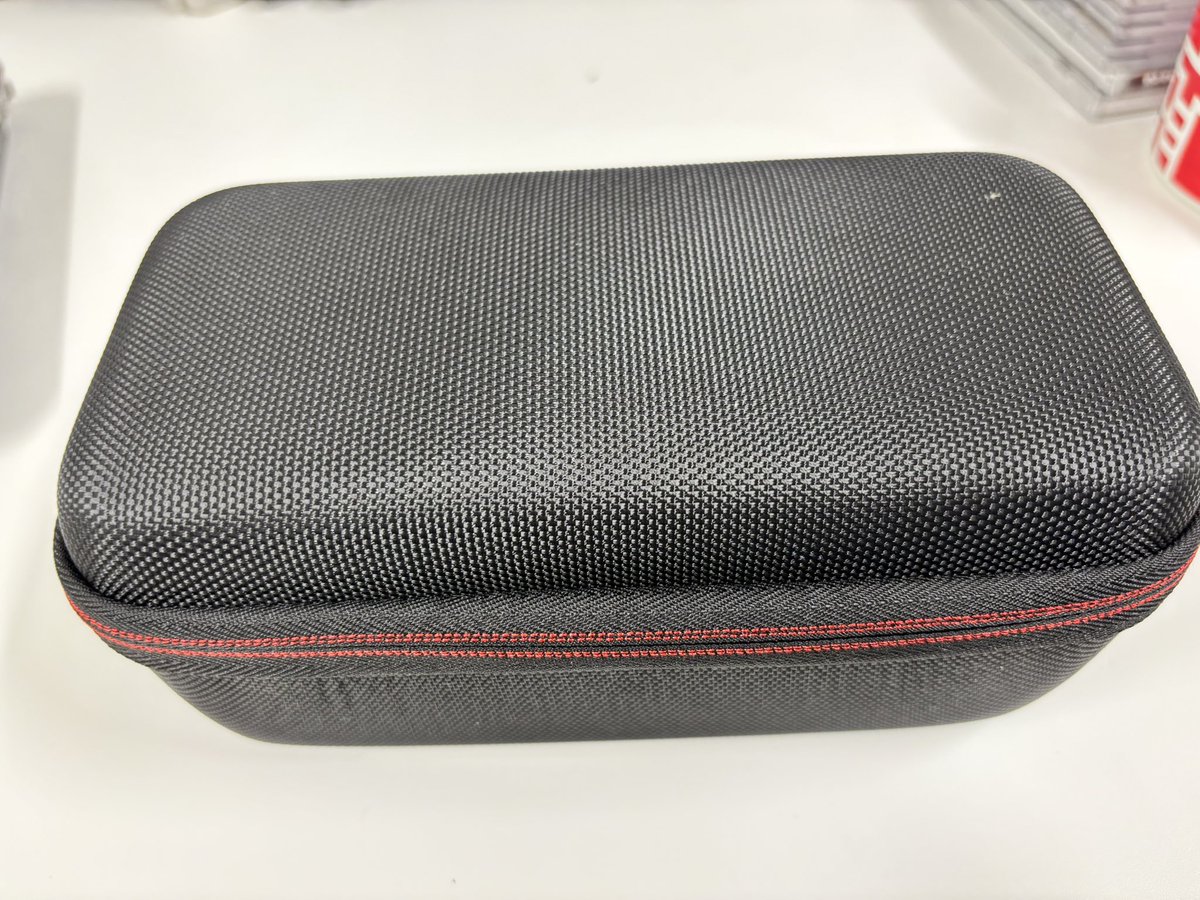 KF_1978's tweet image. やっとケース買った
ZOOMのハンディーレコーダーH4n一式収めました
#ZOOM
#h4n