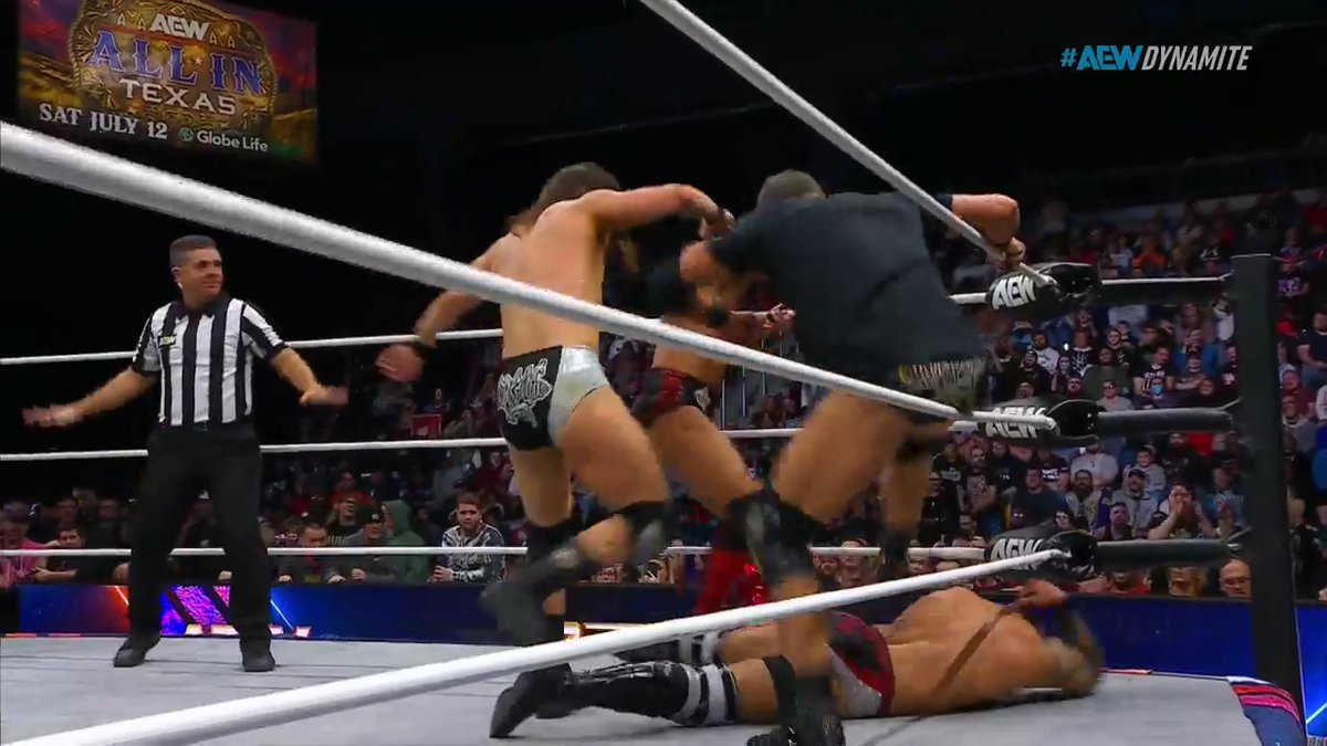 AdamColeSource's tweet photo. HQ #AEWDynamite Screencaptures: https://t.co/tcBenadjtU
#AdamCole #AdamColeBayBay #UndisputedKingdom #AEW 

(@AdamColePro) https://t.co/iz2cVS2GEE