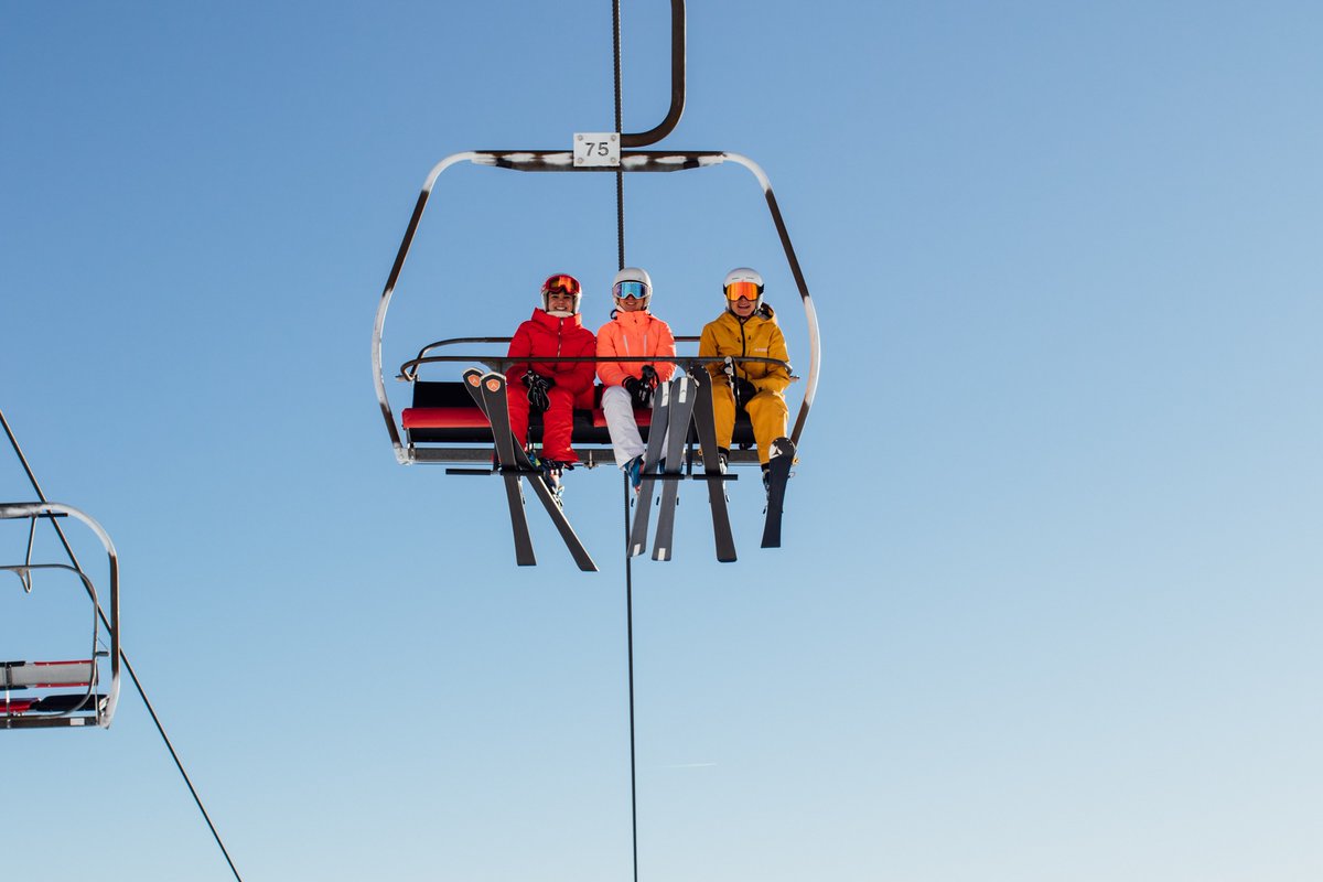 Atudem_es's tweet photo. Es ver la previsión para el fin de semana y empezar a...

🏂Hacer estiramientos
📱Llamar a los amigos y preguntar: ¿A quién le toca pillar el coche? @candanchuesqui 
🎿 Preparar el material @boi_taull  

¿Sois de organizar o improvisar? ¡Os leemos!

#ATUDEM #yoesquioenespaña https://t.co/2IpRe3TLdZ