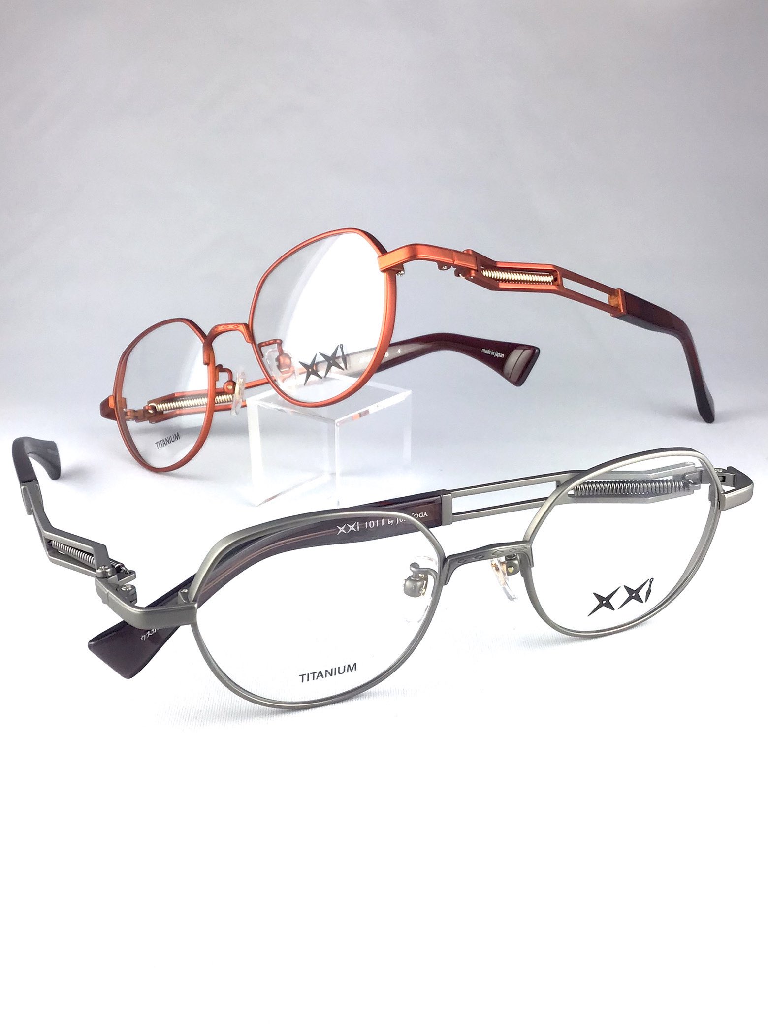 美品  執事眼鏡eyemirror on  X: 小物