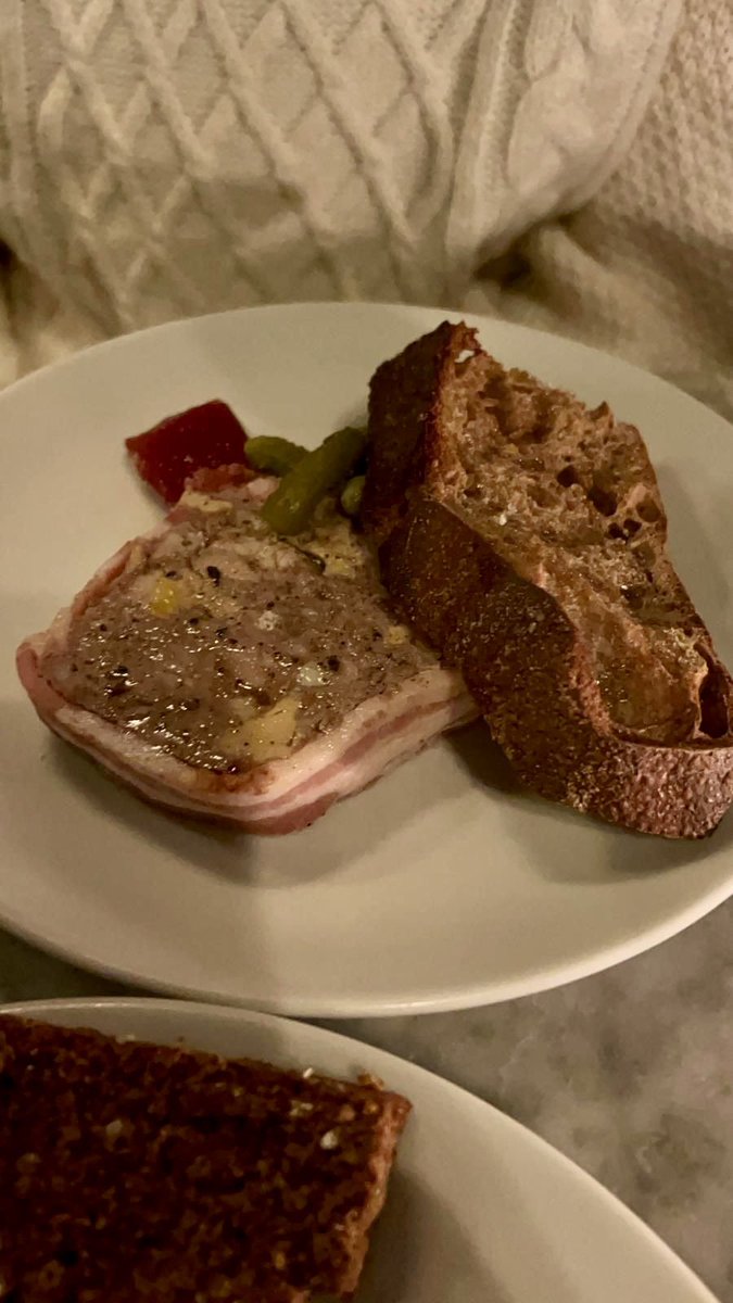 The Nightcap (@thenightcap_pod) on Twitter photo The Nightcap Catch Up Episode 78 ๐ฅ ๐๏ธ
Xmas debrief ๐
Abba ๐๏ธ
Noble Rot ๐ด
Paul back on James Martinโs show with Nathan Outlaw ๐จโ๐ณ
New Yearโs resolutions โ
Cadburyโs ๐ซ
Chewing the industry fat ๐ช
<a href="/SiAlexander/">Simon Alexander</a>
@paulfosterchef
podcasts.apple.com/gb/podcast/theโฆ The Nightcap Catch Up Episode 78 ๐ฅ ๐๏ธ
Xmas debrief ๐
Abba ๐๏ธ
Noble Rot ๐ด
Paul back on James Martinโs show with Nathan Outlaw ๐จโ๐ณ
New Yearโs resolutions โ
Cadburyโs ๐ซ
Chewing the industry fat ๐ช
<a href="/SiAlexander/">Simon Alexander</a>
@paulfosterchef
podcasts.apple.com/gb/podcast/theโฆ