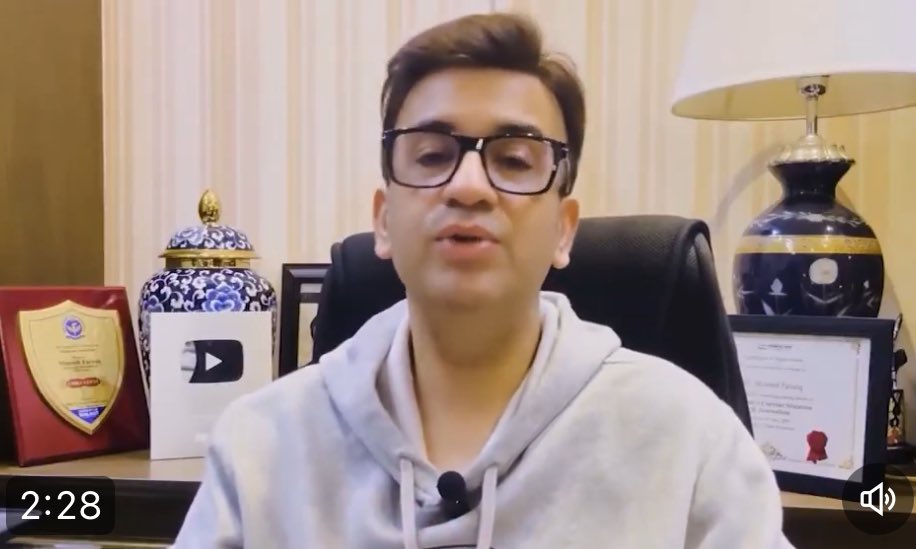 اس بیچارے کی آخر کیا مجبوری ہے۔۔۔؟؟ 

کوئی نہیں منیب انشاء اللّٰہ تمہیں بھی غلامی سے آزاد کروائیں گے۔۔۔🤧