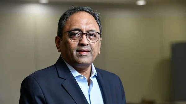 News Algebra tweet media