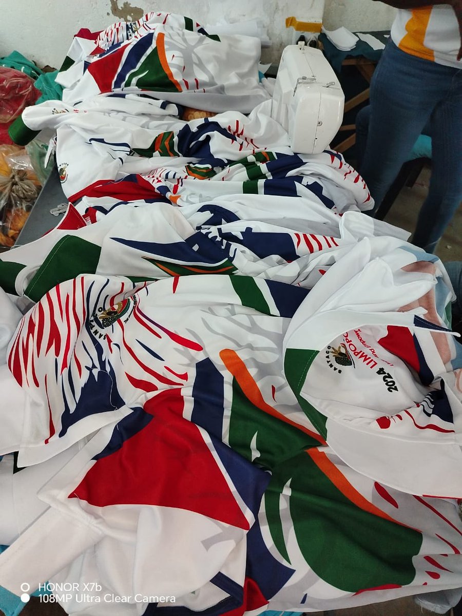 TheophellusCrea's tweet photo. Santaco Limpopo #branding # brandingsolutions https://t.co/YCWyiuhut1