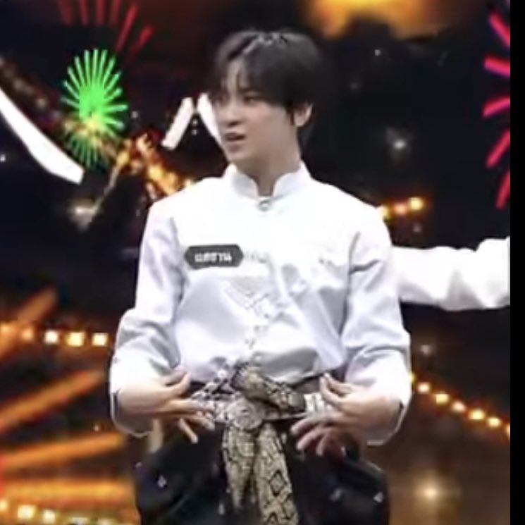 กุมารน้อยของแม่5555555555 น่ารักอ่าาา ชุดไทย