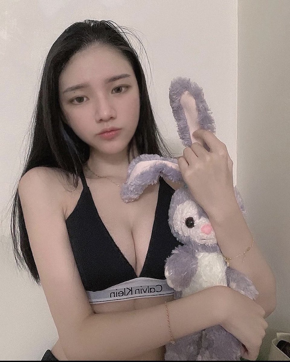 syuan012's tweet photo. 兔子🐰 https://t.co/BGxFoiF4gp