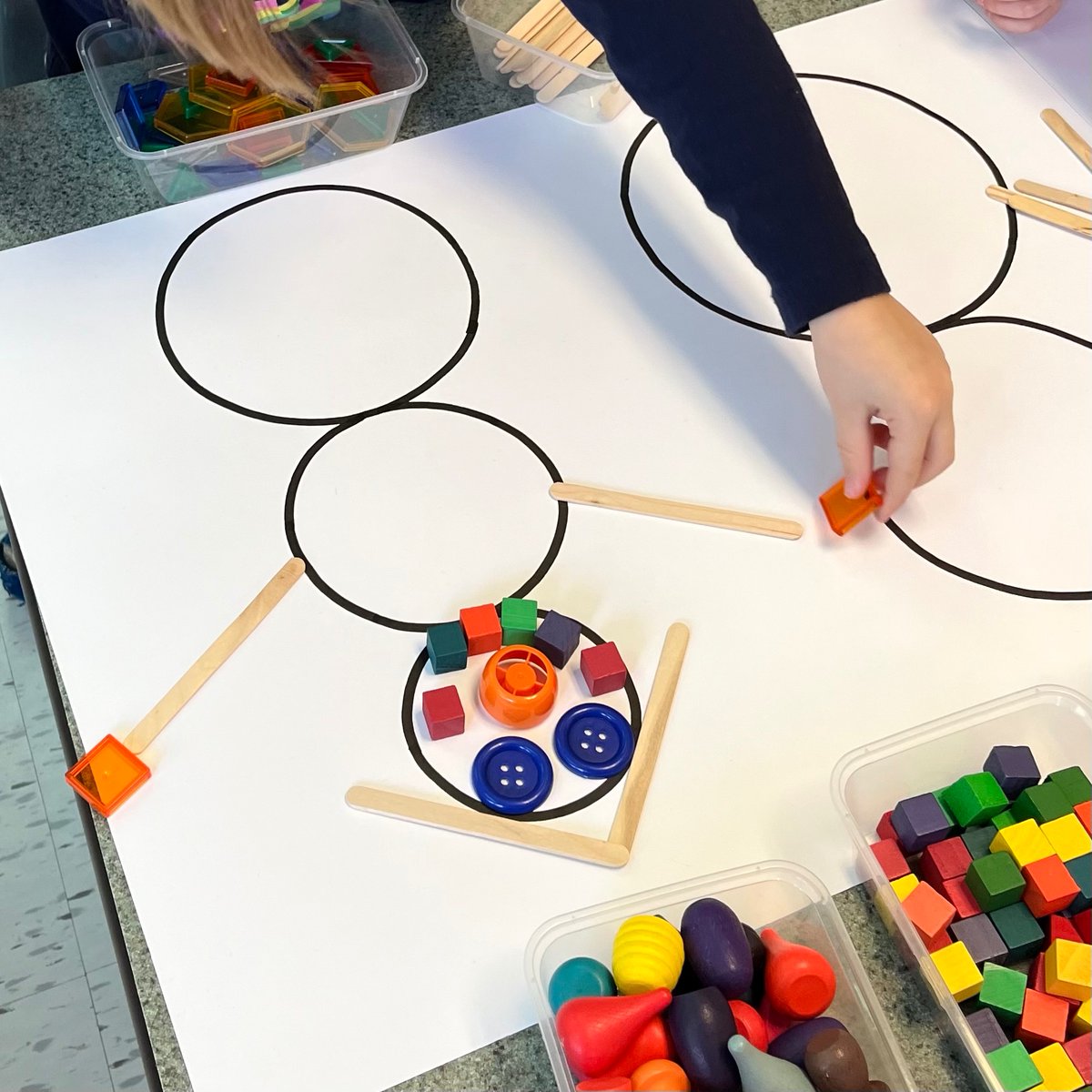 The cutest little snow people made from loose parts. ⛄️

<a href="/LordStrath_LDSB/">Lord Strathcona PS</a>