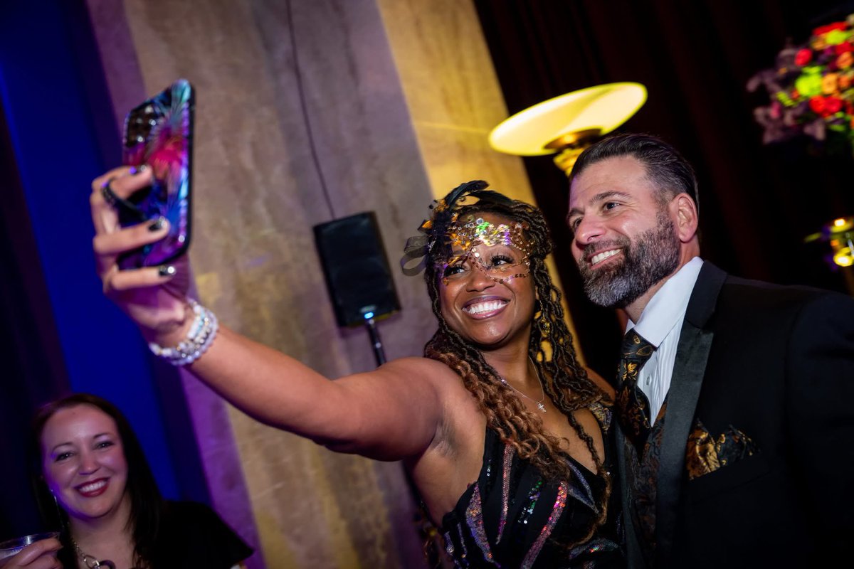 Pratt Contemporaries tweet media