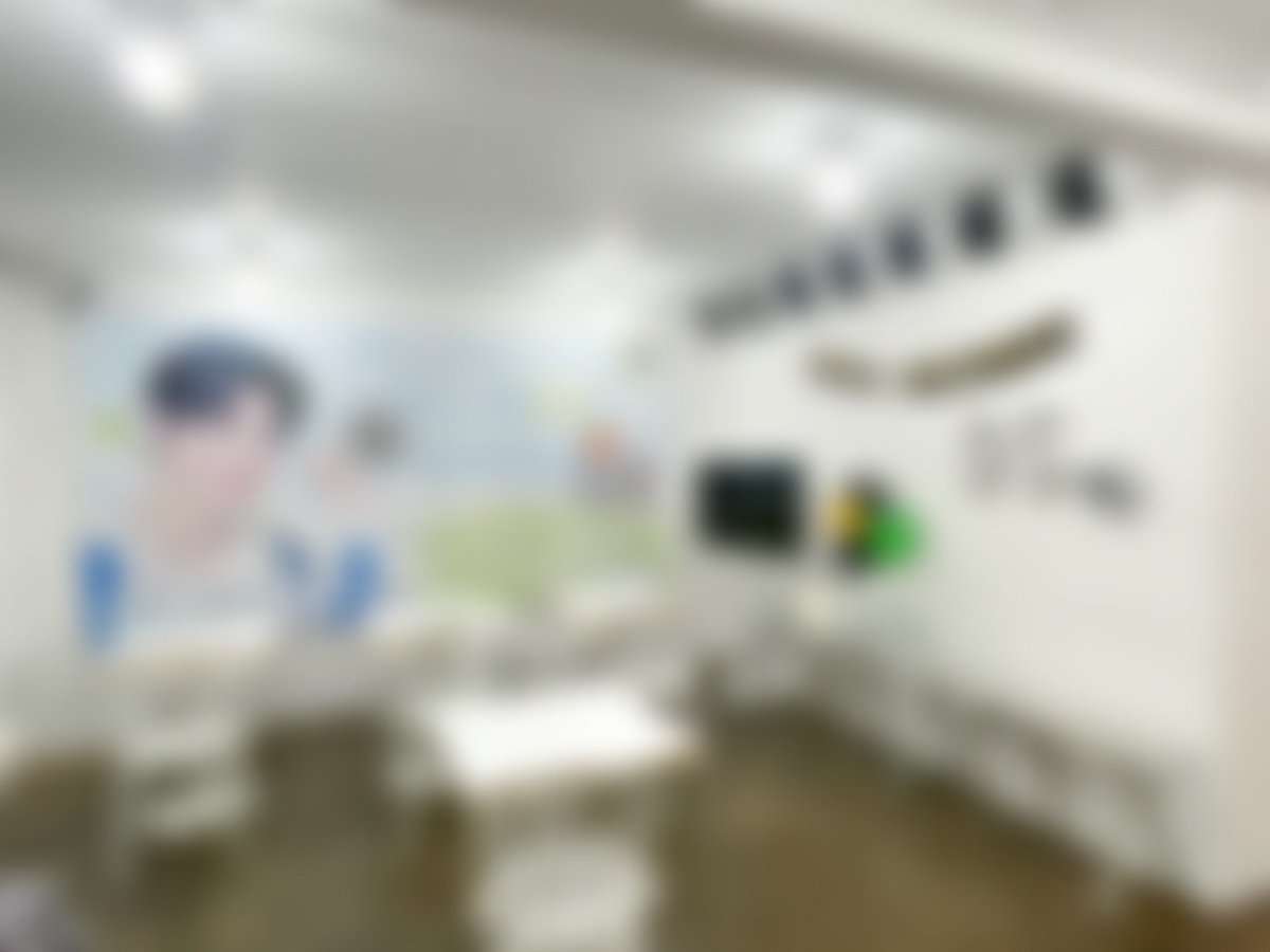 ⚽︎ 박건욱 FC 팀원 모집 D-1 ⚽︎
대기하시는 분께 드릴 건빵과 핫팩이 준비 되어있습니다 많은 방문 부탁드려요💙

📍서울 스윗도프
________________________________________
#더_빛날_건욱이의_스물하나 #박건욱 #PARKGUNWOOK #ZEROBASEONE