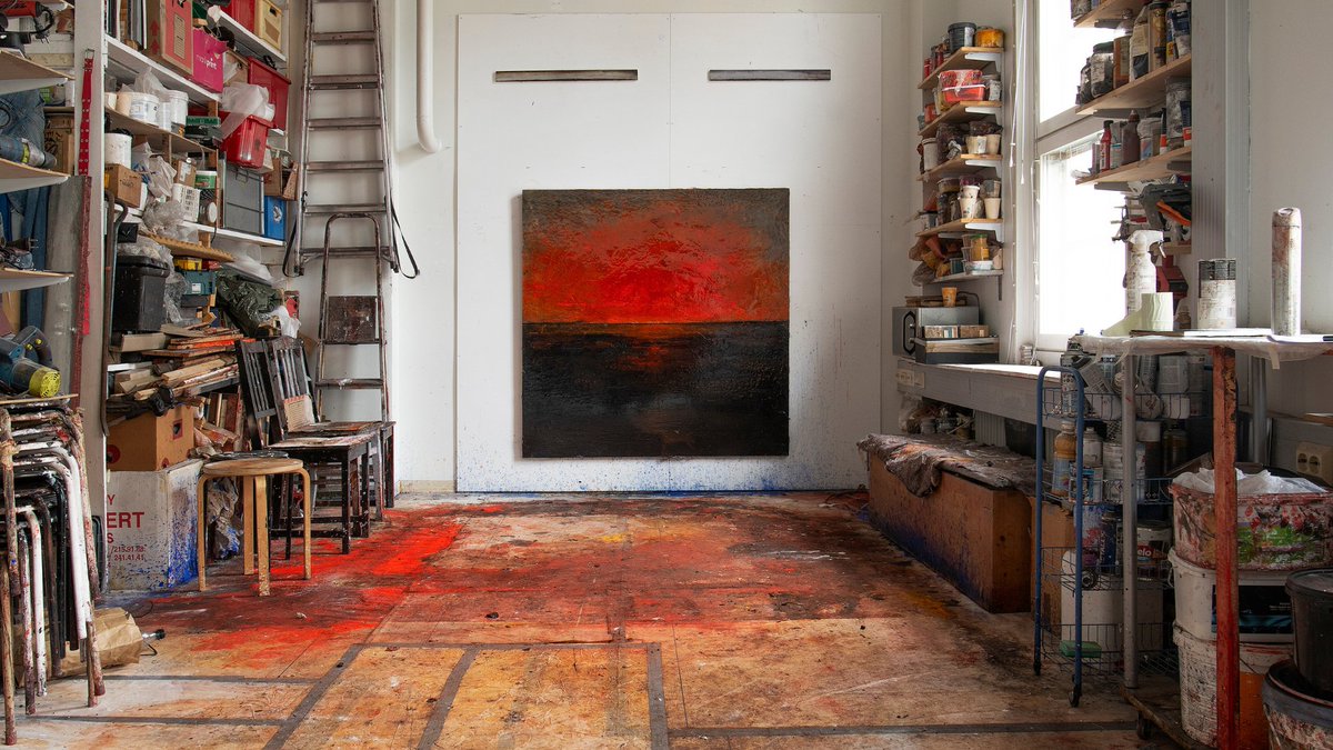 In Turku, there are 10 days left for the current exhibitions at <a href="/AVANmuseo/">AboaVetusArsNova</a> "Us And Them – from near and far", featuring works by local contemporary artists as well as artworks from the museum’s collections, and "Mikko Paakkola: RED" - both end on Jan 19th:
avan.fi/en/exhibitions