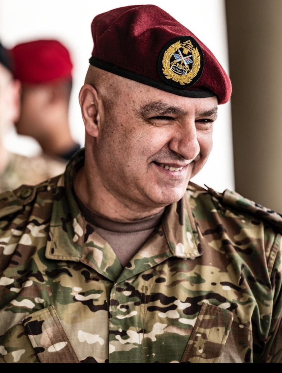 جوزيف عون ، 
الرئيس الرابع عشر للجمهورية اللبنانية ، 
مبروك للبنان و اللبنانيين ، 
شعب
جيش ١ 
دولة .
🇱🇧 

#لبنان 
#لبنان_الجديد 
#رئيس_الجمهوريّة 
#جوزيف_عون 
#لبناني_يؤمن_بالدولة_الى_حين_قيامها