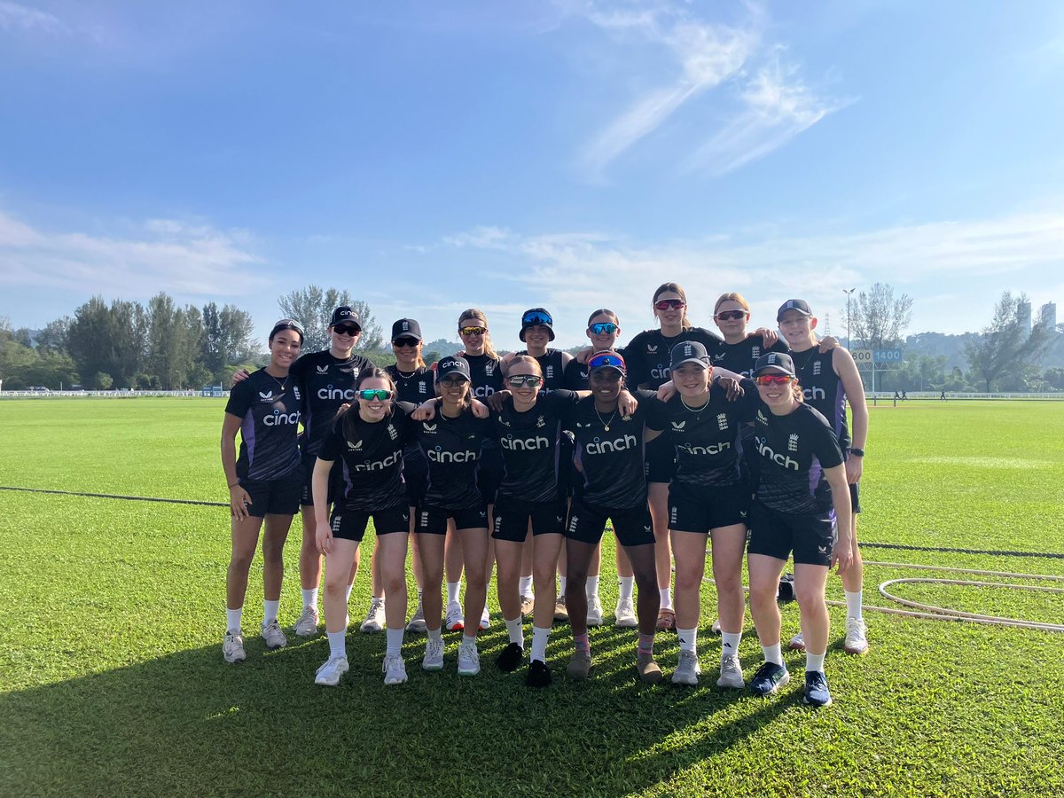 England Cricket tweet media