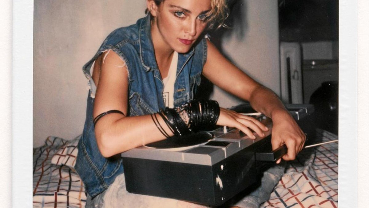 40 años de virginidad revistapaco.com/40-anos-de-vir… x Pablo Milani.